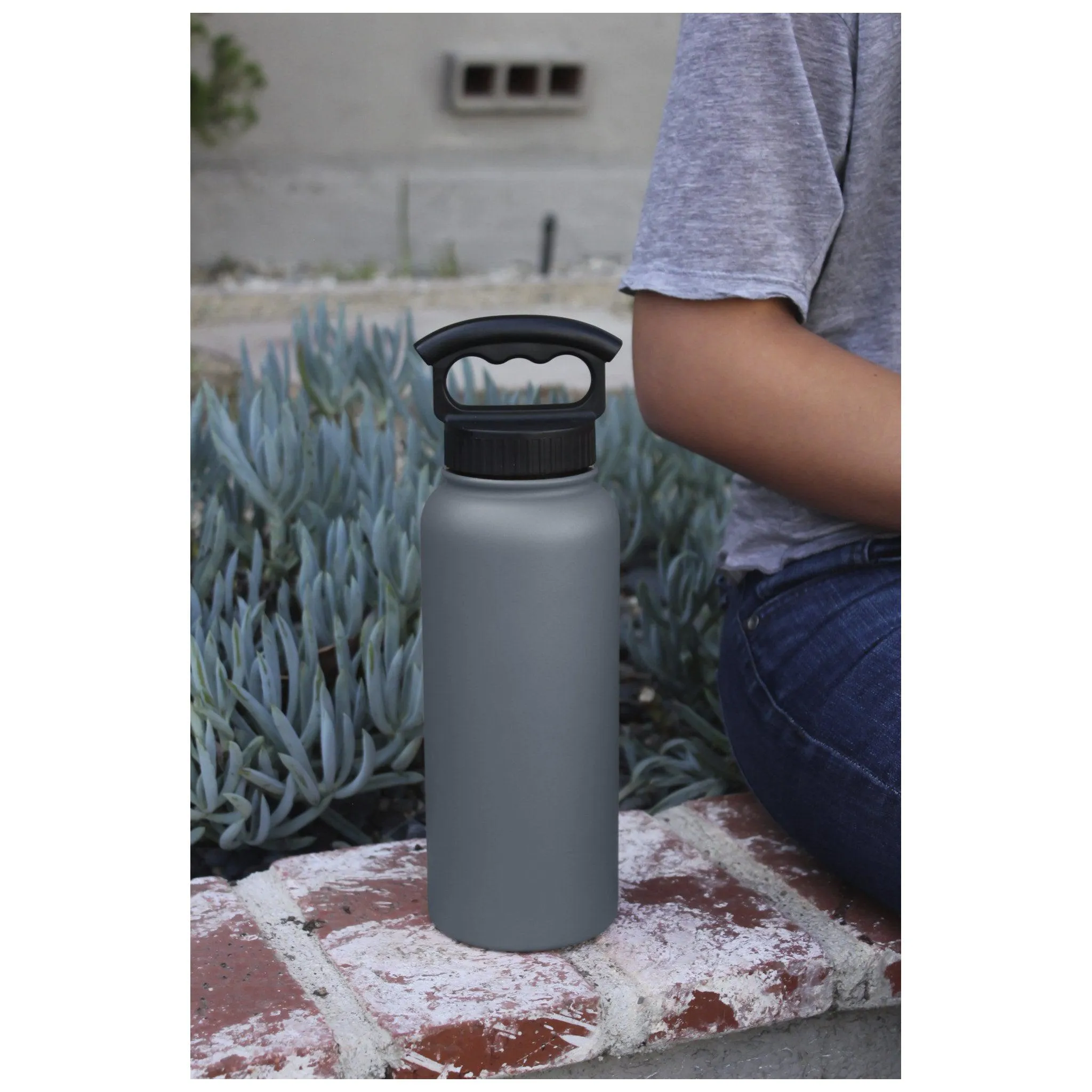 34oz Insulated Bottle with Wide Mouth 3-Finger Lid