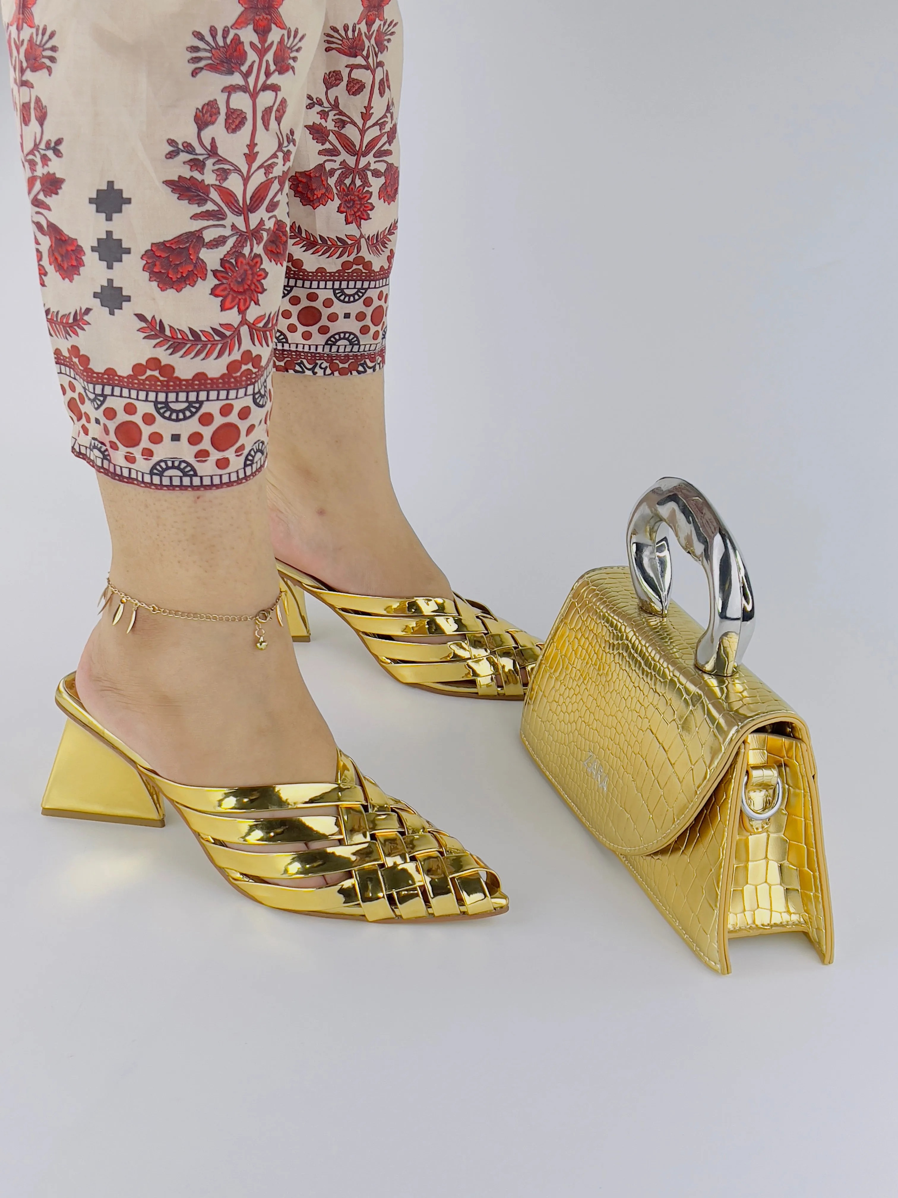 Spunkz Alfie GOLD Signature Slip-Ons Triangle heel